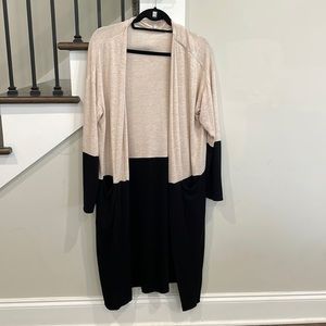 Medium Gianni Bini Cardigan